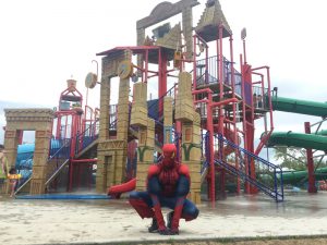 super-heros-camping-atlantide