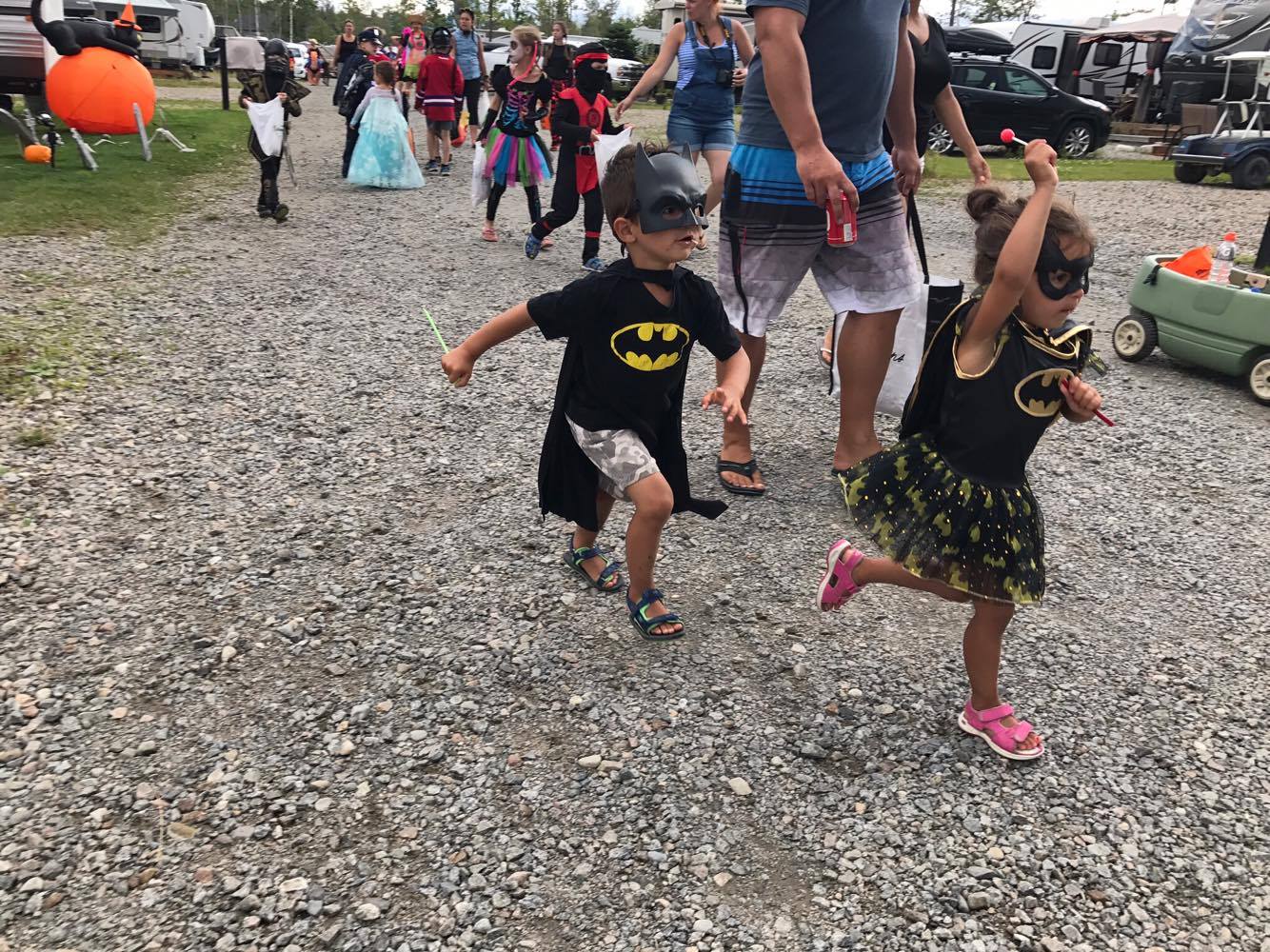 http://www.familycampgrounds.ca/wp-content/uploads/2017/08/halloween-2017-complexe-atlantide-13.jpg