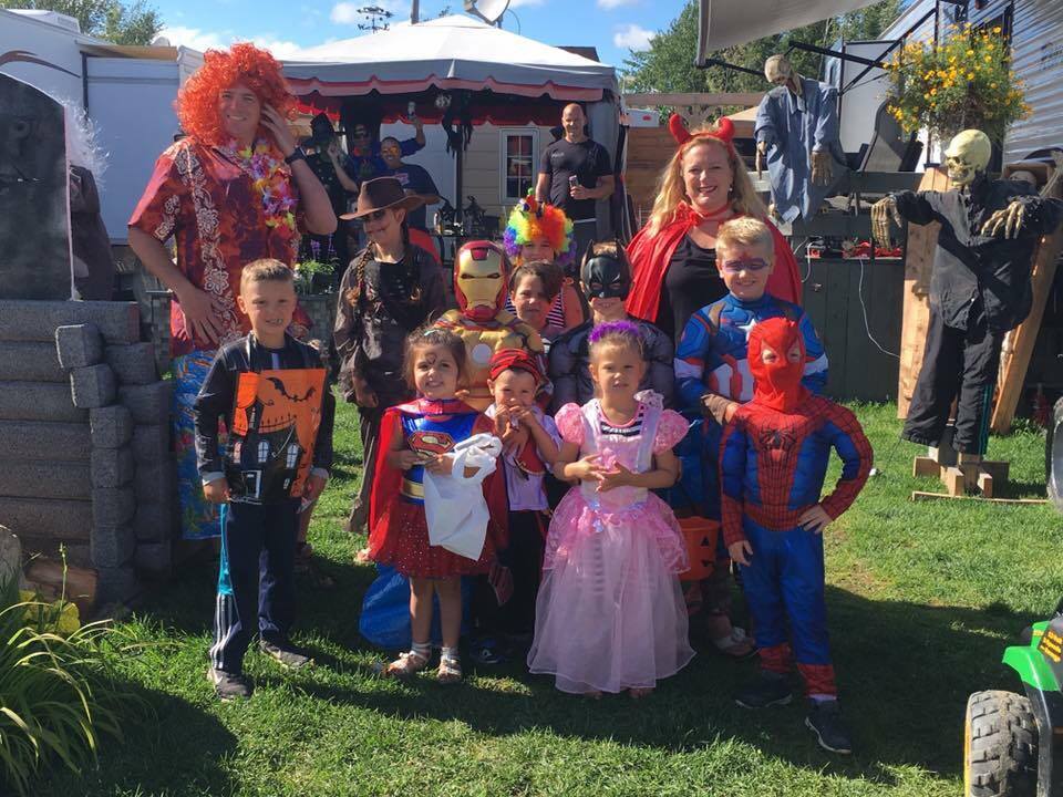 http://www.familycampgrounds.ca/wp-content/uploads/2017/08/halloween-2017-complexe-atlantide-20.jpg
