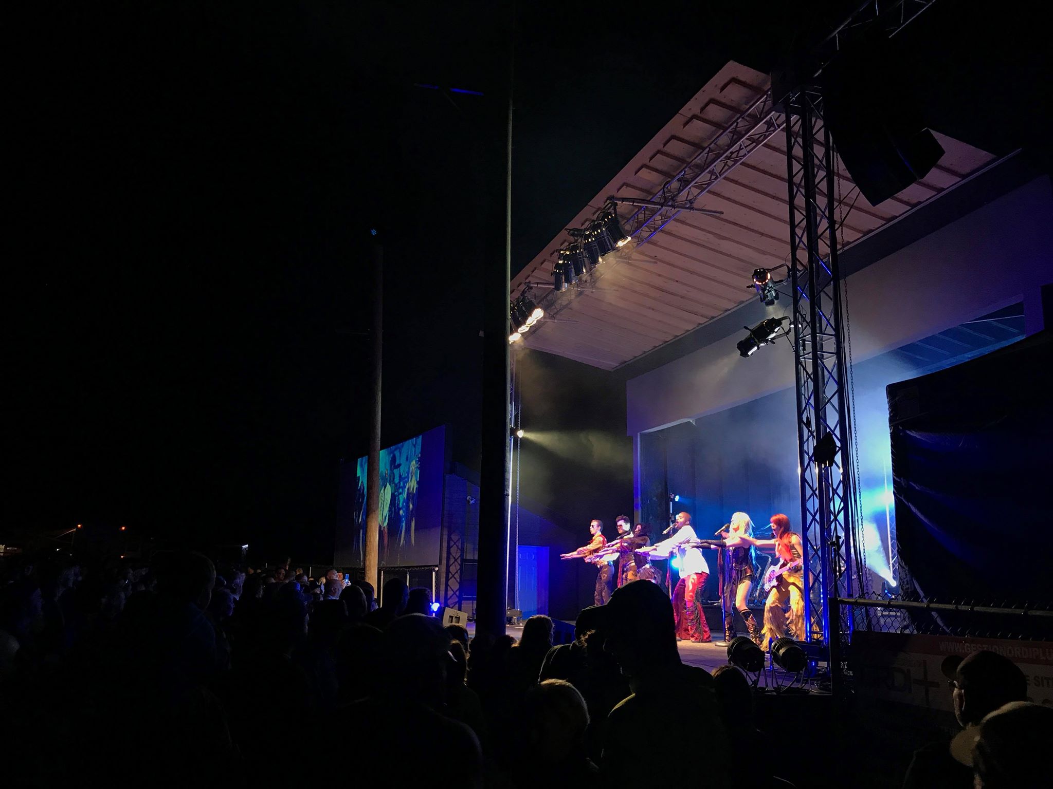 http://www.familycampgrounds.ca/wp-content/uploads/2018/08/boogie-wonder-band-complexe-atlantide-2018-27.jpg